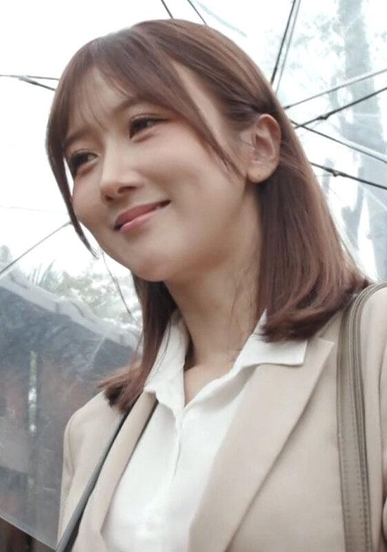 観光協会の職員として働く美熟女が旅館の主人との甘美な快楽に自らのM気質を開花させ従順な牝と化す変態SEX