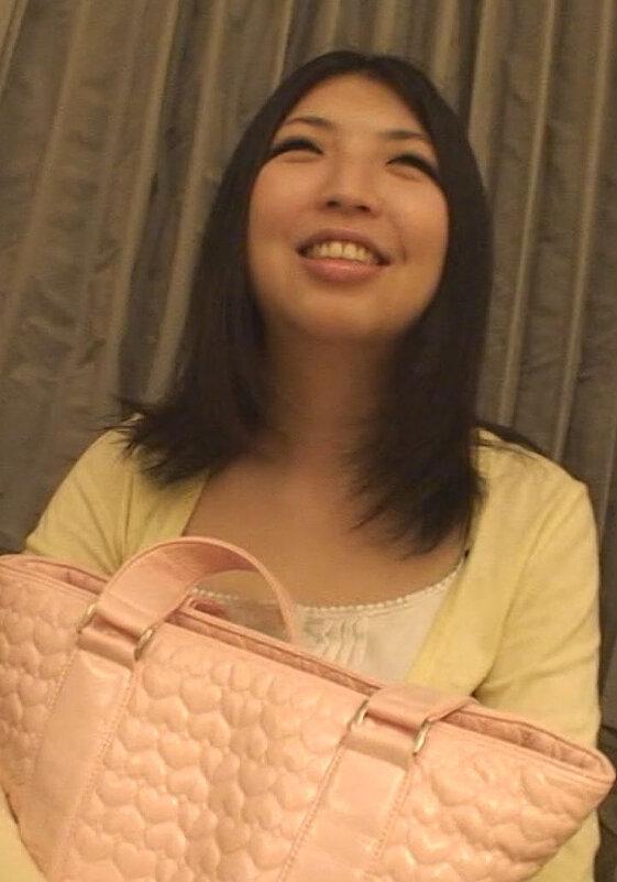 Fカップ巨乳妻は激しいのがお好き！強引な攻めに上げる嬌声