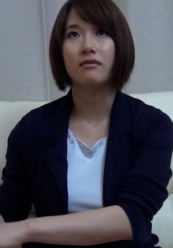 ミニスカ巨乳の美人奥さんに大人のおもちゃのモニターを依頼してみると…旦那さんとセックスレスで欲求不満の奥さんは我を忘れて淫乱SEX！