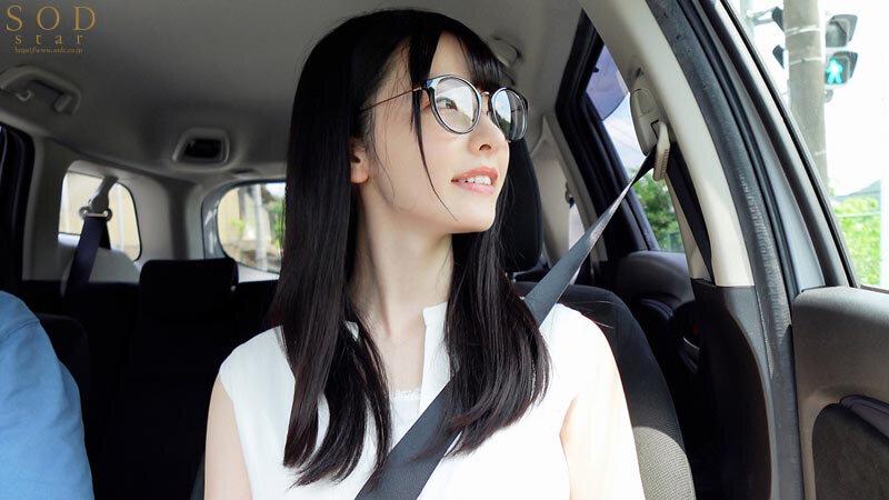 最近付き合った地味だけど隠れ巨乳な彼女と初めてのキャンプデート Tシャツからハミ出した巨乳に火が付いてしまい精子が尽きるまでめちゃくちゃセックスしまくった 彩月七緒 サンプル画像 3