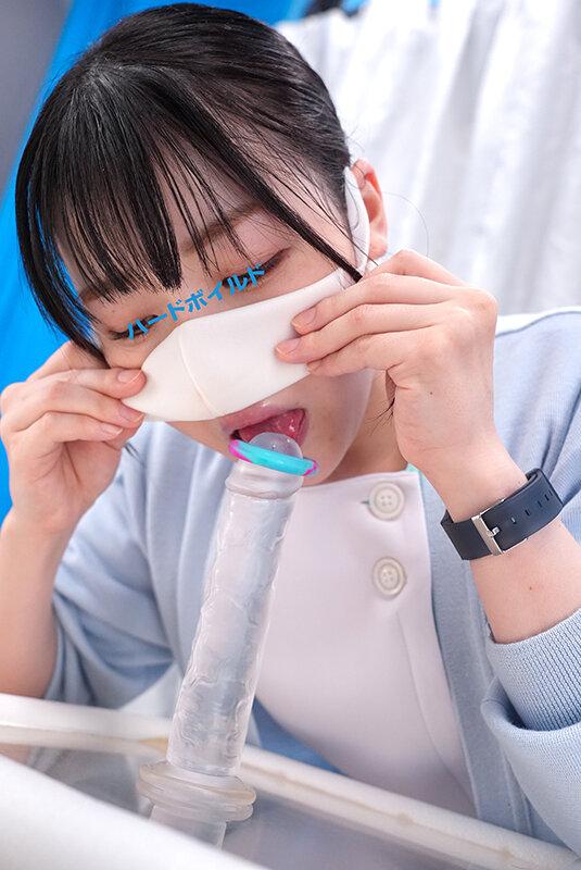 マジックミラー号ハードボイルド 現役看護師がお口のみで包茎皮むき治療に挑戦！皮に包まれた勃起チ〇ポがねっとり舌技でズル剥け！産まれて初めて出てきた亀頭の先から無許可射精がドピュドピュ止まらない！！ サンプル画像 12