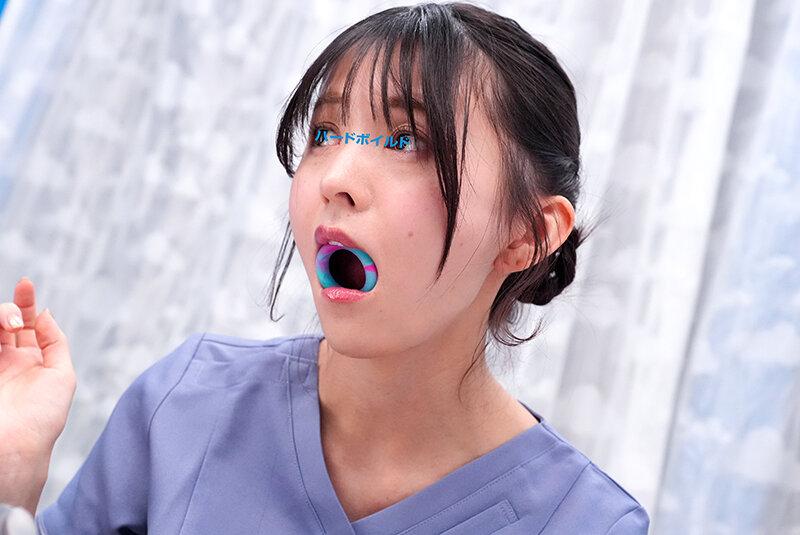 マジックミラー号ハードボイルド 現役看護師がお口のみで包茎皮むき治療に挑戦！皮に包まれた勃起チ〇ポがねっとり舌技でズル剥け！産まれて初めて出てきた亀頭の先から無許可射精がドピュドピュ止まらない！！ サンプル画像 17