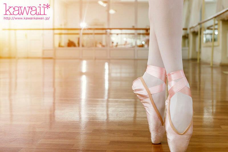 脱いだら美しいウエスト52cm美乳くびれボディ- バレリーナの天才少女 バレエ女子界で最もポルノ大痙攣。 清野咲 サンプル画像 1