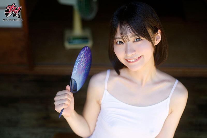 帰省先のド田舎で初恋お姉さんとの「おぼえたてH」にどハマりして1発、2発、3発と汗だくで何度も中出しした...忘れられない、夏。 東條なつ サンプル画像 3