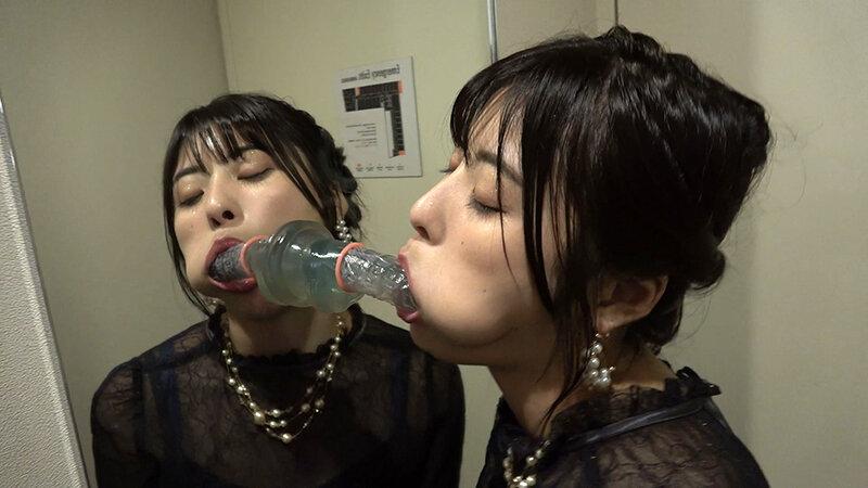 ガチナンパ！ 結婚式帰りの女性がお口だけでコンドーム装着に挑戦！妊娠願望が強くなって最後はゴムを外して何度も中出し懇願！ サンプル画像 9