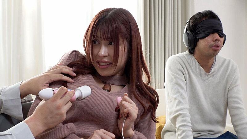 素人参加型バラエティ観察モニタリング 愛する夫の目の前で自慢の爆乳を揉みほぐされ秒で感じまくって他人男に寝取られた妻 サンプル画像 8