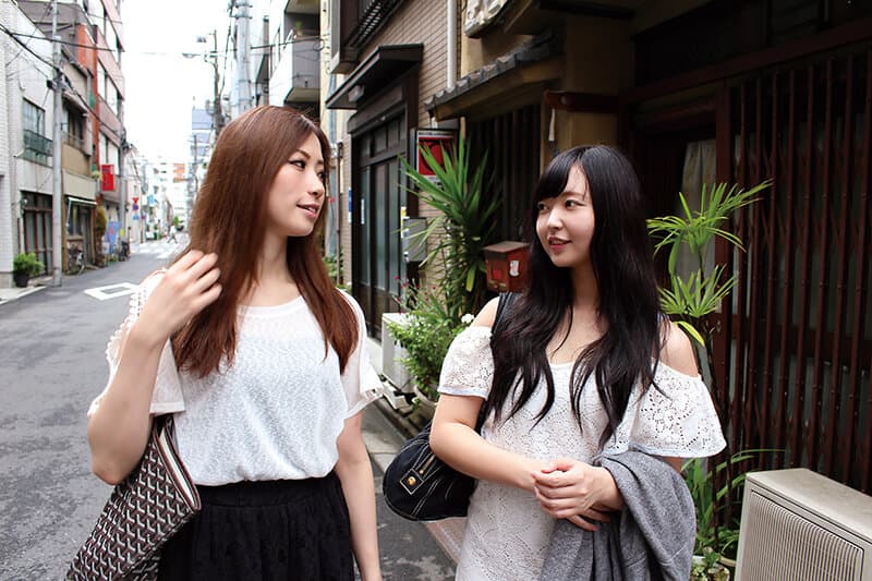 美女が美女をガチ口説き！素人ナンパレズビアン3 サンプル画像 3