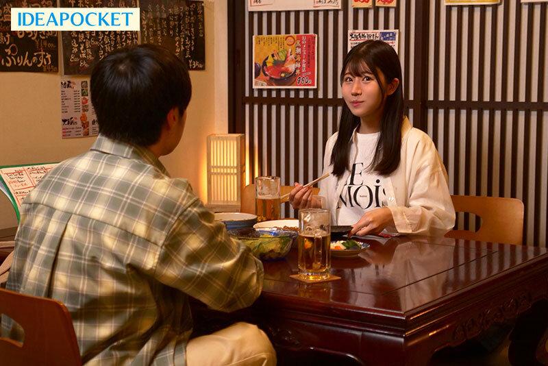 上京したてで友達のいない後輩社員と酔った勢いでお泊りすることに… 脱がせたら予想外のスリム巨乳で興奮しっぱなしの僕は一晩中ハメまくった 坂井美桜 サンプル画像 3