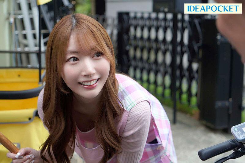 マッチングアプリで会った女性は息子が通う保育園の美人先生…毎朝父親として顔を合わすのに夜は男として中出し不倫する背徳関係 西宮ゆめ サンプル画像 1