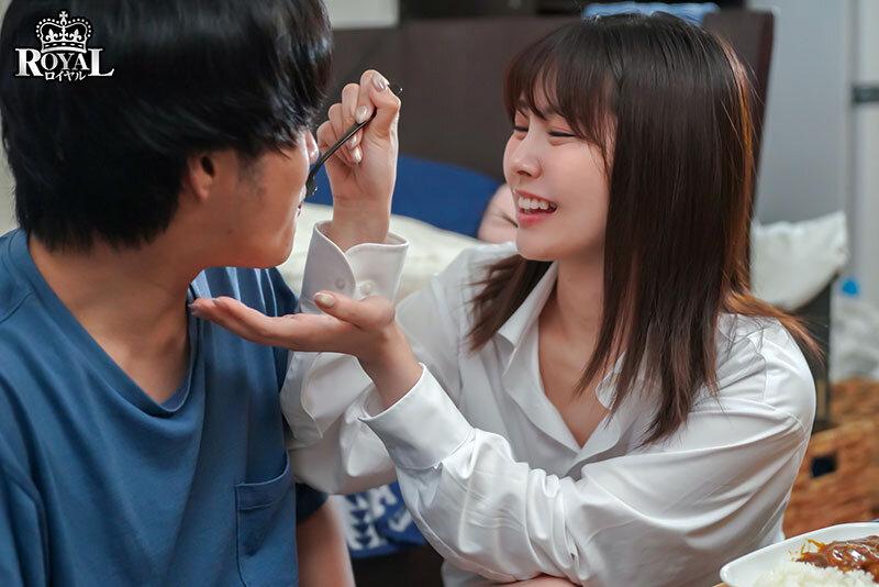 毎日泊まりに来る彼氏持ちの女友達から無自覚に誘惑され、勇気を出せず生殺し状態になった僕。 鳳みゆ サンプル画像 20