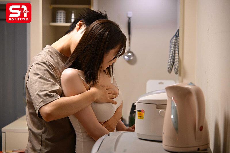 超優しくて気が利いて料理上手でいつでもヤレて男の欲望を全て満たして尽くしてくれる完全無欠のK乳ネキ（セフレ）の癒やしヌキ 鷲尾めい サンプル画像 2