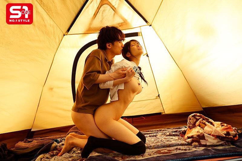 親友の彼女がクッソよくて無理でした…テントでこっそり迫りヤリまくったNTRキャンプ 倉木華 サンプル画像 4