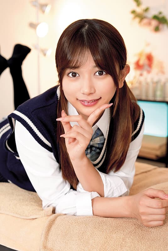 絶対バレてはイケないメンエスのバイト中にお兄ちゃんが来店！「うわっヤバ気まず…」施術を進めていたらめちゃフル勃起（笑）！「秘密にしてくれるならぬくぅ」の問いかけに我慢限界！あざとかわいい妹と中出しSEXしてしまった。 サンプル画像 1