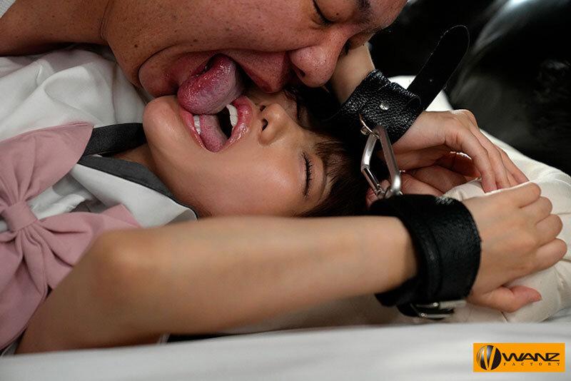 ゴミ部屋に監禁してオナホ化したJ●ギャルに絶倫オヤジがおま●こから溢れるまで毎日中出し 31発 鈴の家りん サンプル画像 1